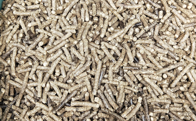 金格瑞秸稈顆粒機(jī)生產(chǎn)出的秸稈顆粒 金格瑞秸稈顆粒機(jī)生產(chǎn)出的秸稈顆粒