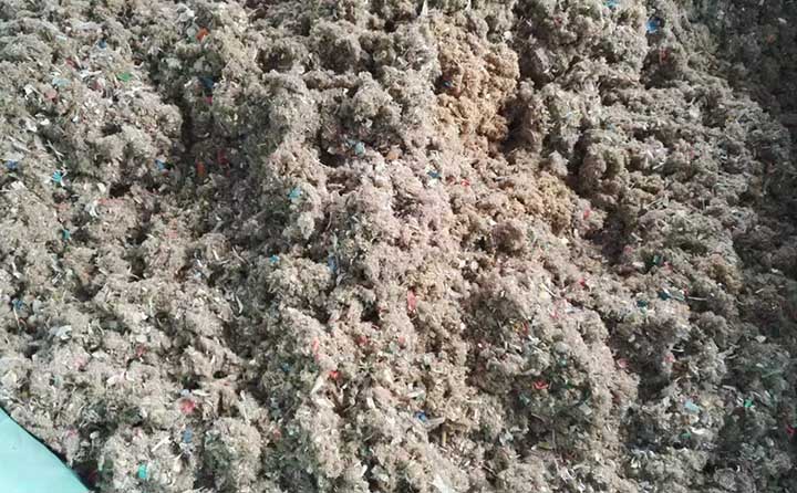 經(jīng)過(guò)粉碎處理后的生活垃圾.jpg 經(jīng)過(guò)粉碎處理后的生活垃圾.jpg