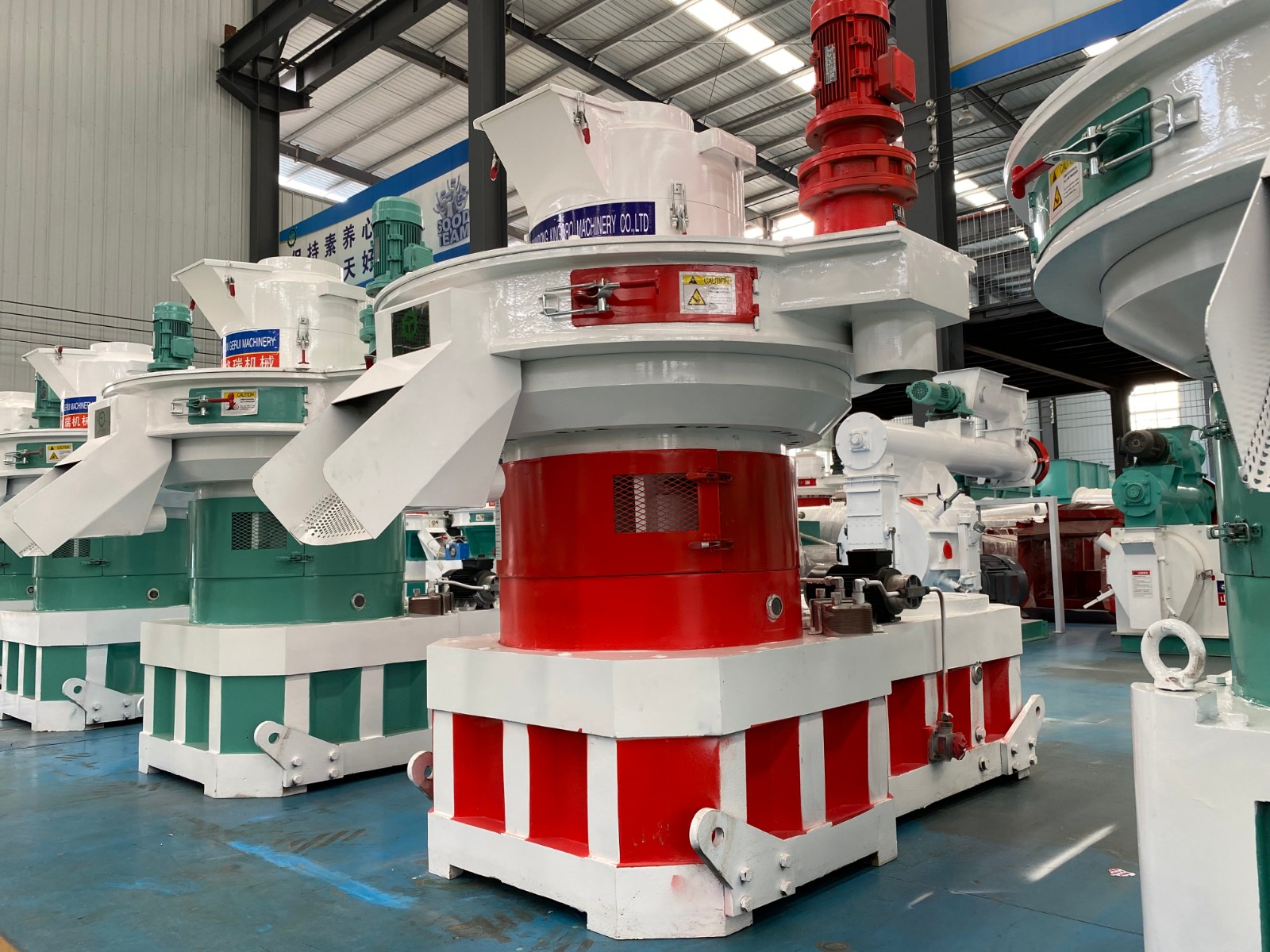 生物質(zhì)秸稈顆粒機 生物質(zhì)秸稈顆粒機