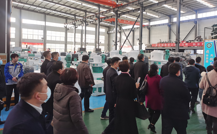 歡迎百?gòu)?qiáng)企業(yè)來(lái)山東金格瑞參觀指導(dǎo).jpg 歡迎百?gòu)?qiáng)企業(yè)來(lái)山東金格瑞參觀指導(dǎo).jpg