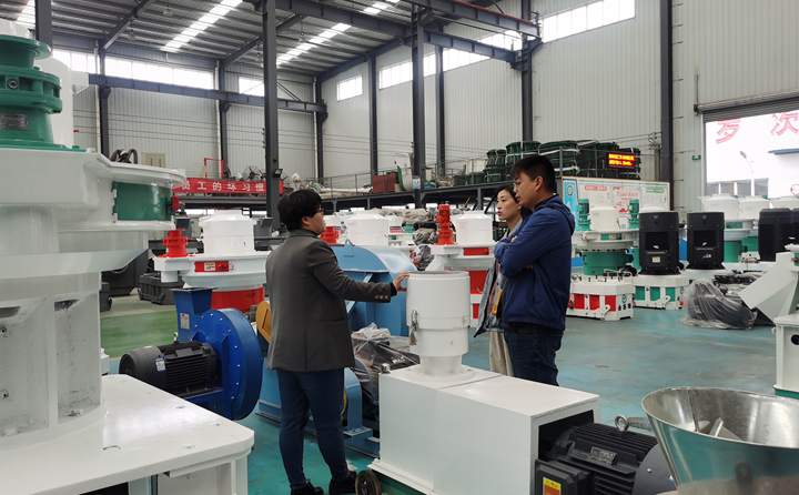 金格瑞顆粒機(jī)展廳.jpg 金格瑞顆粒機(jī)展廳.jpg