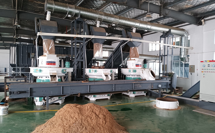 江蘇宿遷年產2萬噸木材顆粒生產線現場圖片.jpg 江蘇宿遷年產2萬噸木材顆粒生產線現場圖片.jpg